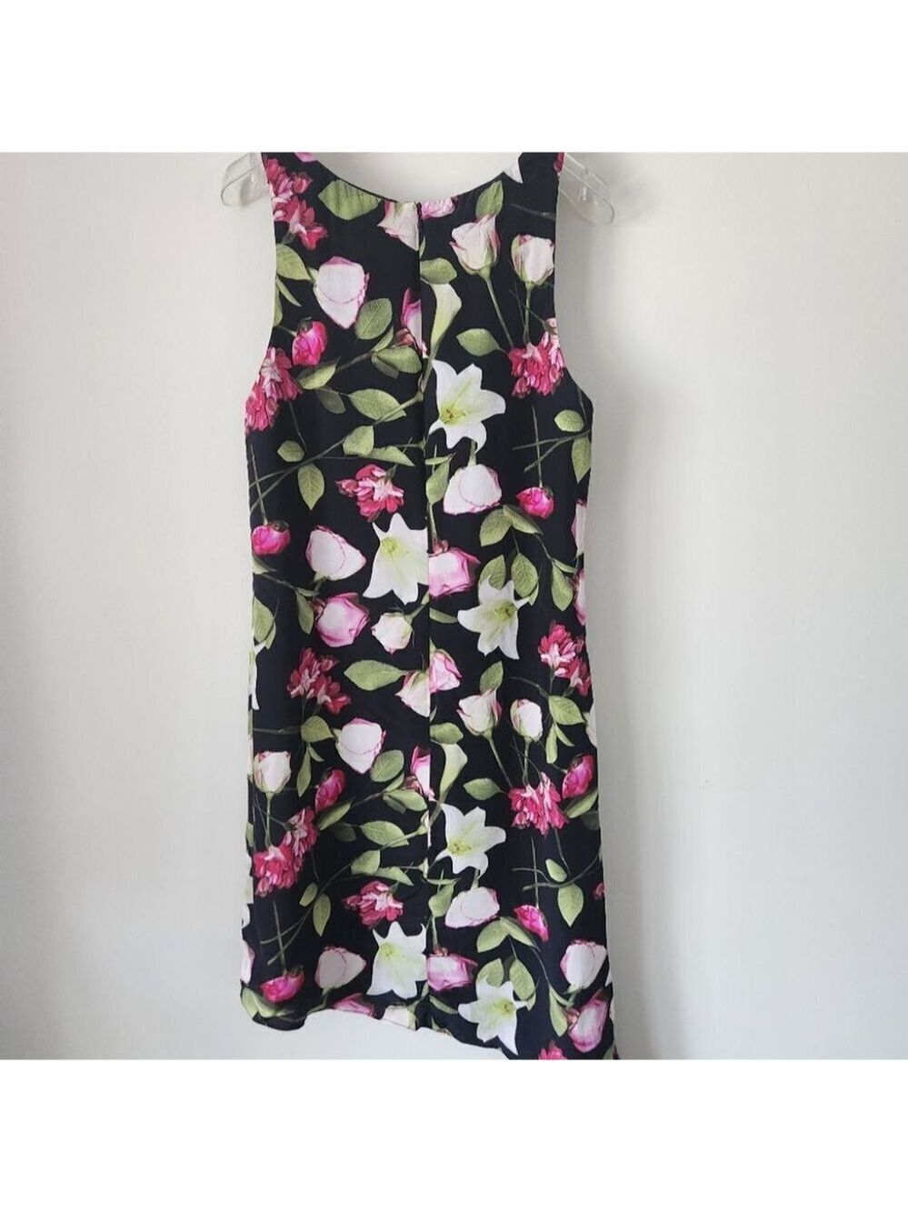 CLUB MONACO | 100% Silk Quynh dress floral black pink roses sz 4 - Picture 4 of 6